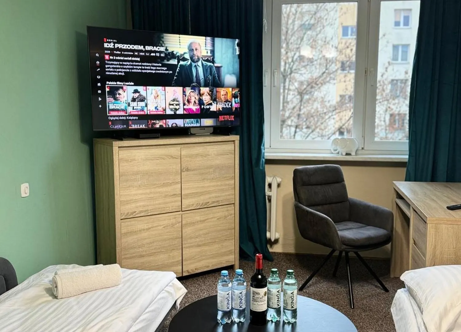 아파트 Apartament 3 Sypialnie, 3 Bedrooms 브로츠와프